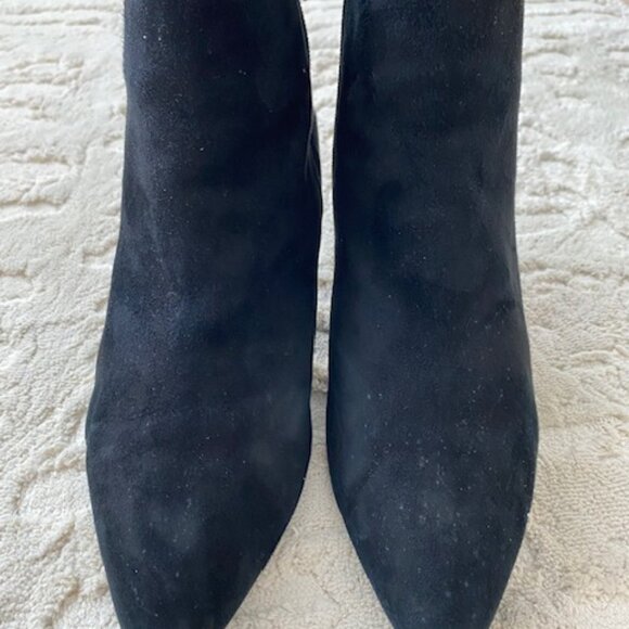 Sole Bliss "Billie" black suede, pointy-toed, kitten-heel booties - Picture 5 of 8